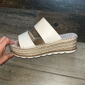 Beautiful sandals for low price tan platformed